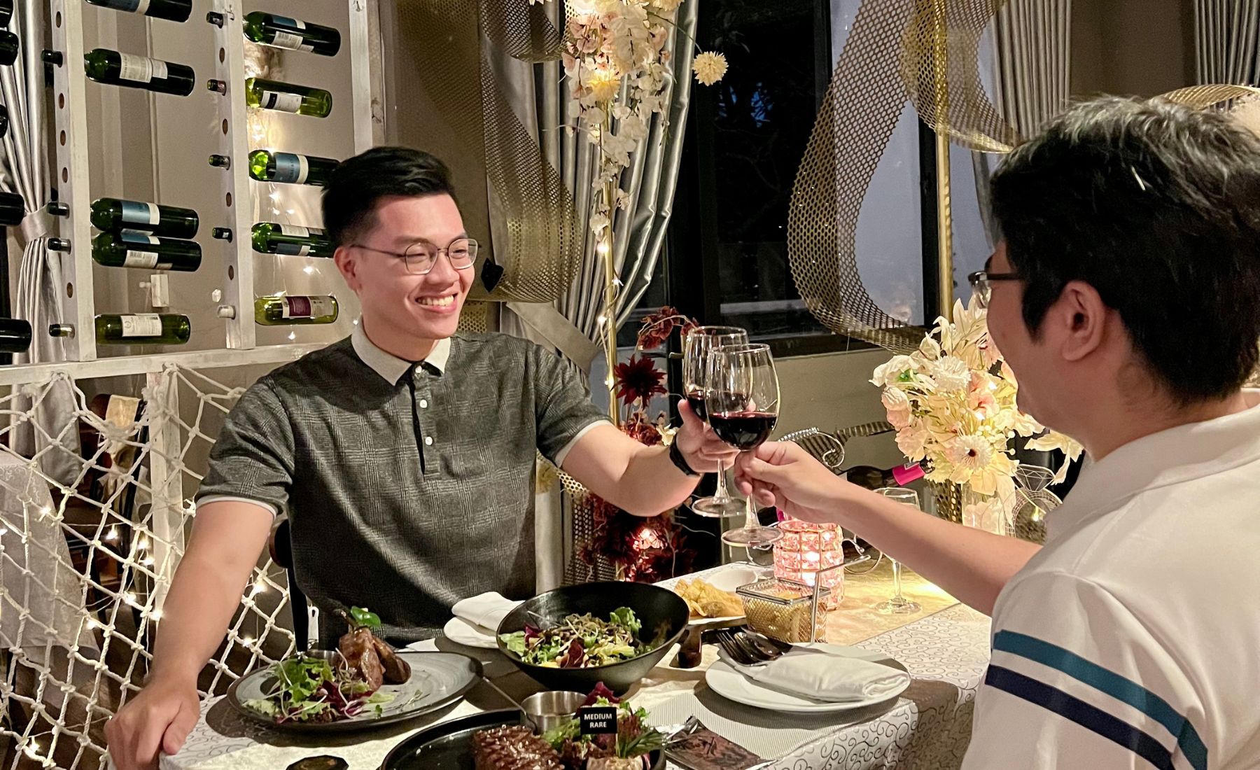 MARS VENUS - ĐỊA ĐIỂM HẸN HÒ SÀI GÒN LÝ TƯỞNG CỦA CÁC CẶP ĐÔI