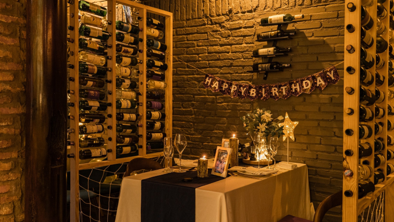 ĐẶT TIỆC CẦU HÔN CÓ PHÒNG RIÊNG TẠI NHÀ HÀNG MARS VENUS