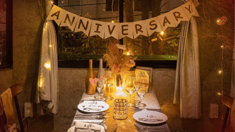 THAM KHẢO CÁC GÓI TRANG TRÍ NHÀ HÀNG CẦU HÔN TẠI MARS VENUS