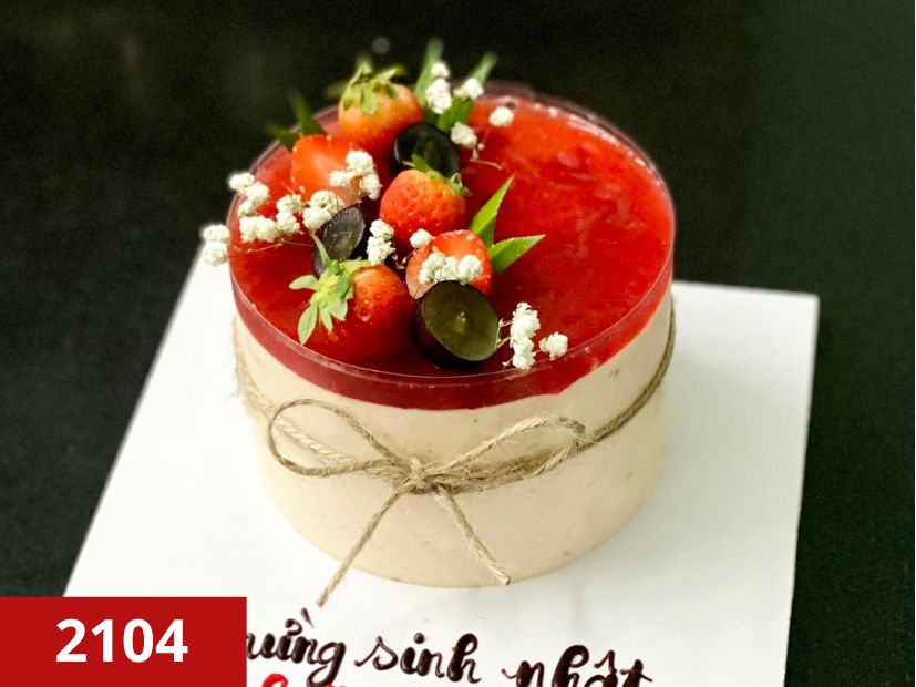 2104 - Bánh Mousse dâu