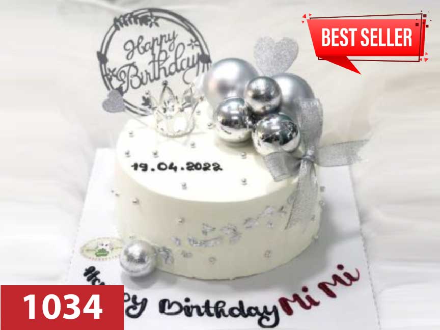 1034 - Kem sữa tươi - trang trí vương miện màu bạc